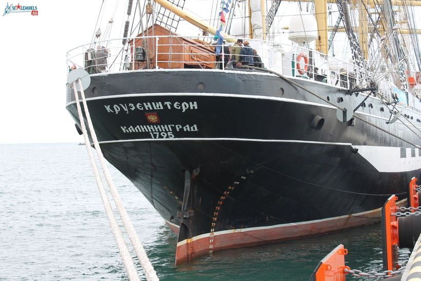 Парусник «Крузенштерн»: ему уже 92 года, а он все так же молод