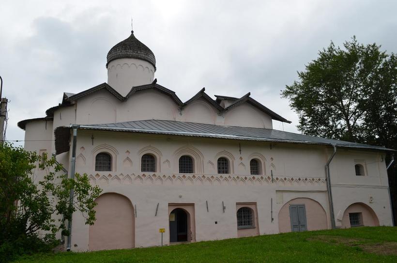 Одна из наиболее красивых церквей