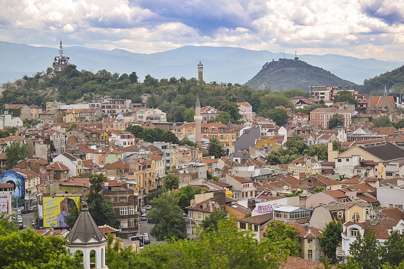 Панорама центральной части Пловдива