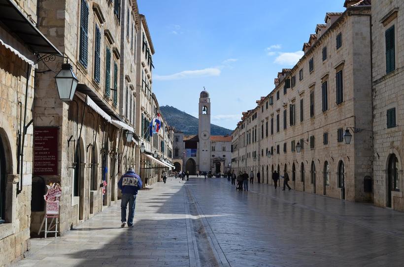 Центральная улица Страдун