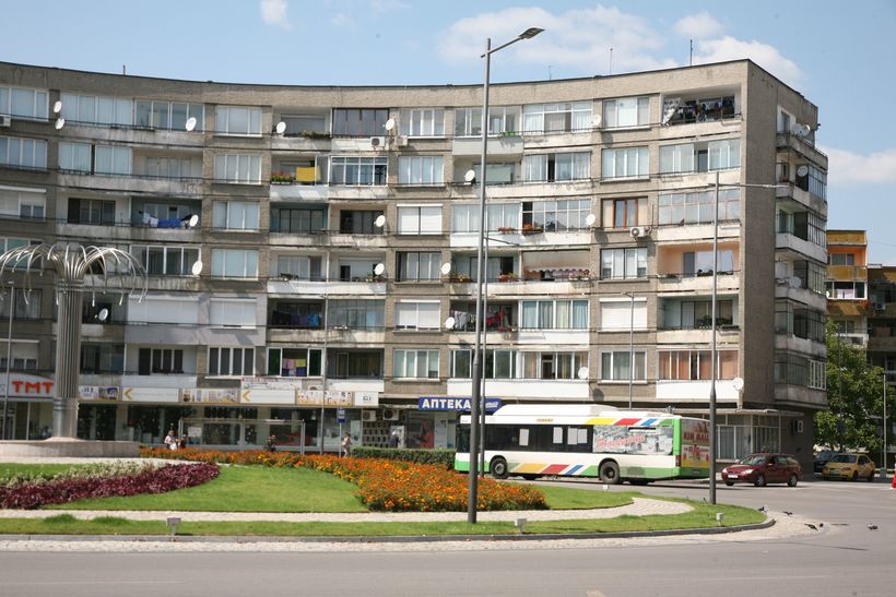 Жилой дом на кругу улицы Брянска. Фотография Марии Улановой