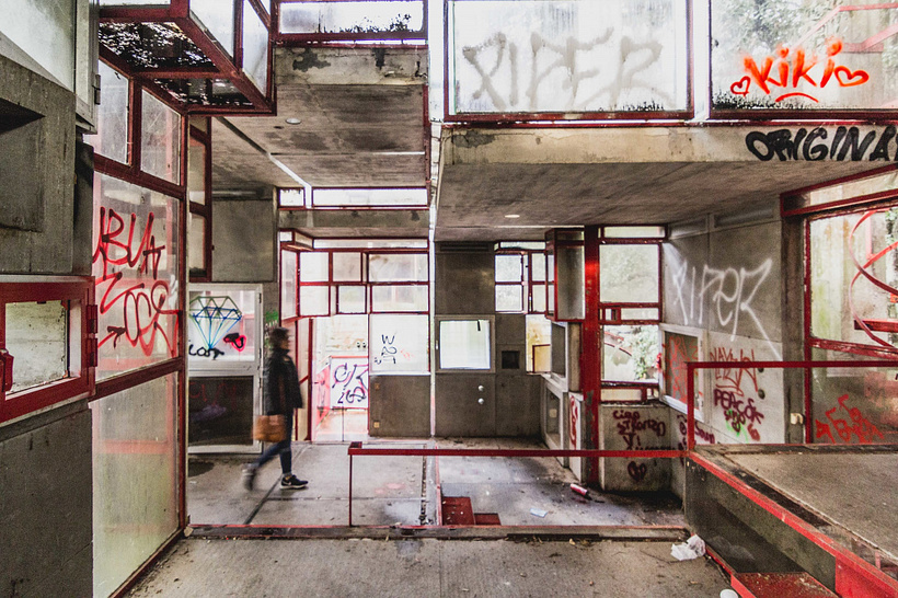 Блог - Заброшенный дом Casa Sperimentale в Риме — грандиозная скрытая архитектурная реликвия Заброшенный дом Casa Sperimentale в Риме — грандиозная скрытая архитектурная реликвия
