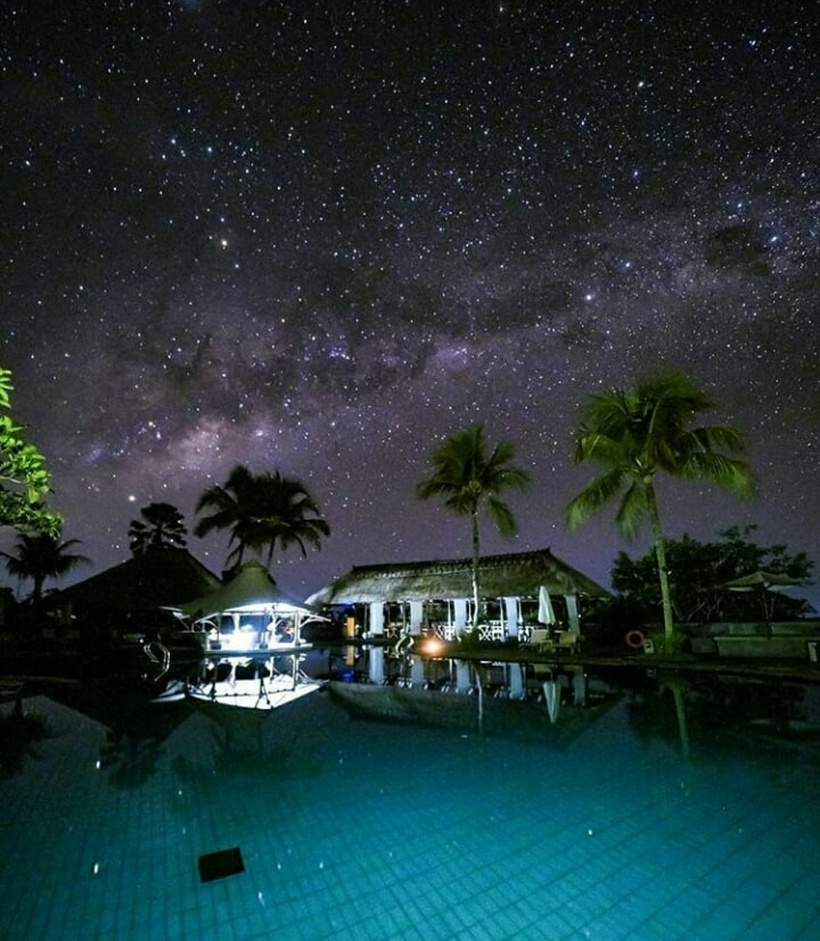 Страна ночи 3. Ньепи Бали небо. Ночное небо на Мальдивах. Звездное небо Бали. Бали ночью.