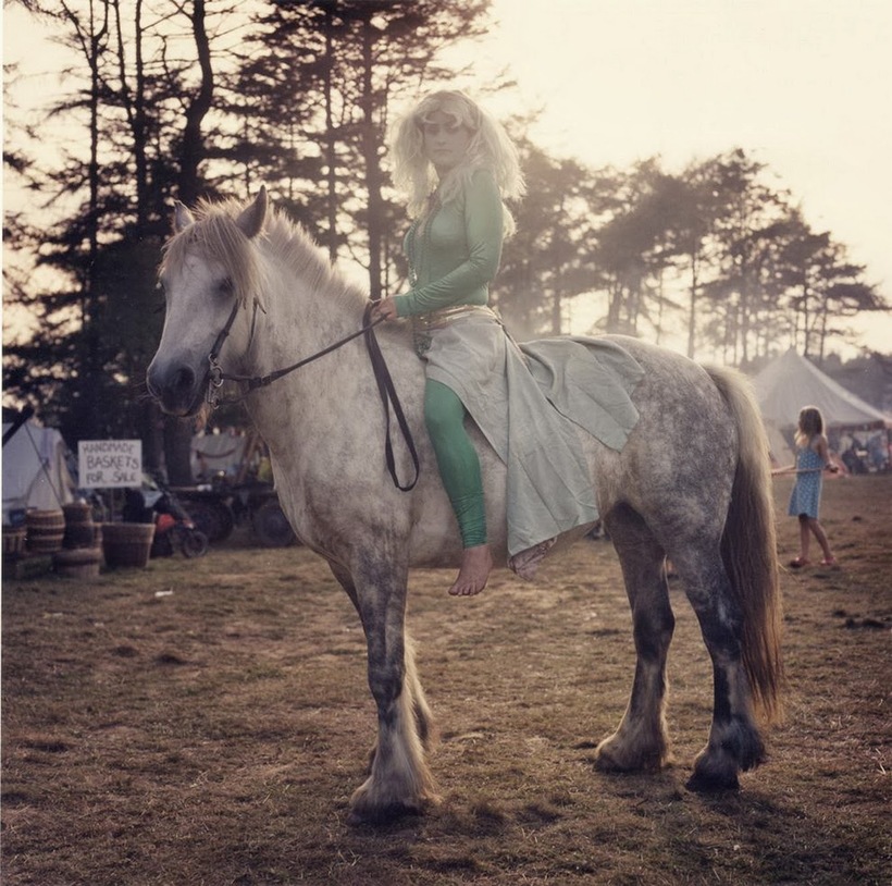 ​ 28 фотографий новых цыган от британского фотографа