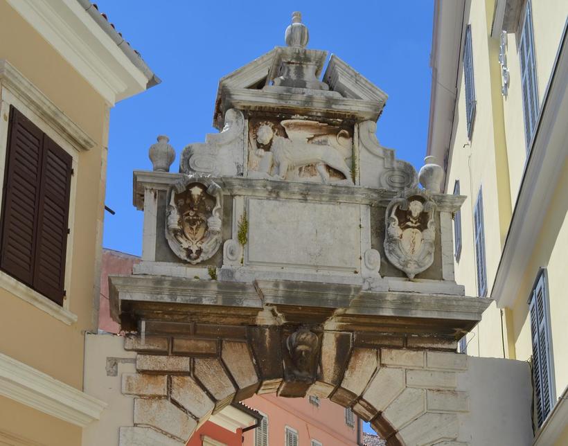 Голова турка должна отпугивать врагов