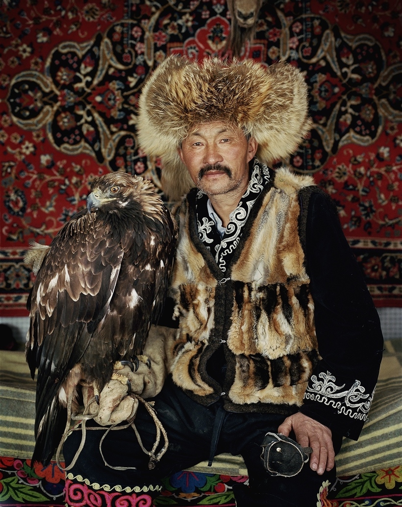 Блог - Фотограф провел 17 лет, снимая жизнь в Монголии, и создал гениальные работы Фотограф провел 17 лет, снимая жизнь в Монголии, и создал гениальные работы