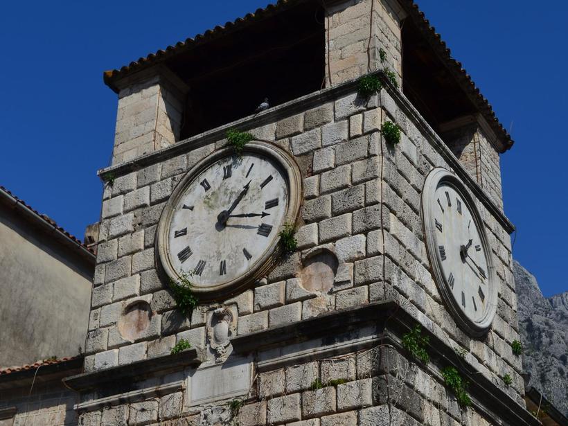 Те самые часы, из-за которых башня прозвана Часовой