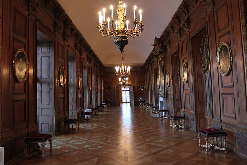 Интерьеры были полностью восстановлены