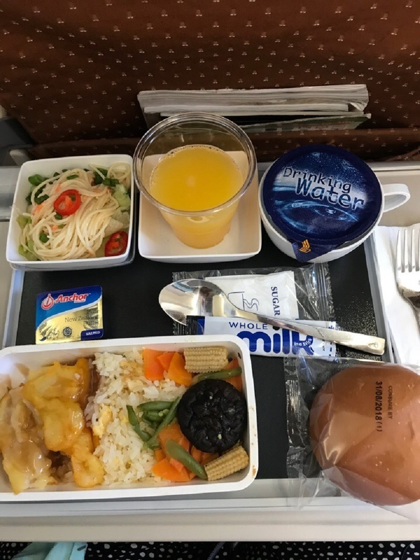питание на борту самолёта Singapore Airlines