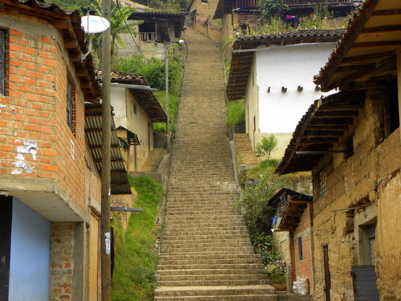 Перу: Леймебамба и дорога в Кахамарку