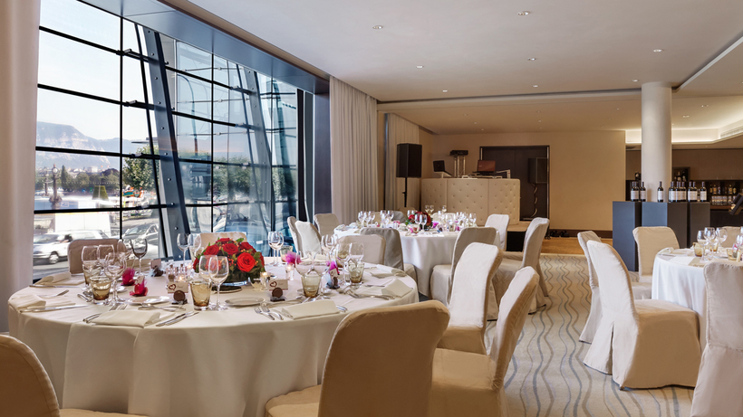 Блог - Grand Hotel Kempinski Geneva: отель, ради которого стоит отправиться в путешествие Grand Hotel Kempinski Geneva: отель, ради которого стоит отправиться в путешествие
