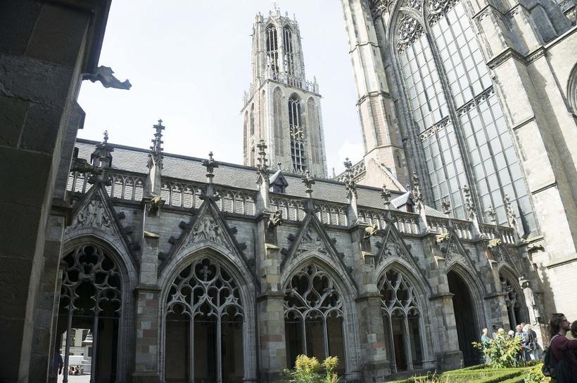 Собор и его колокольня