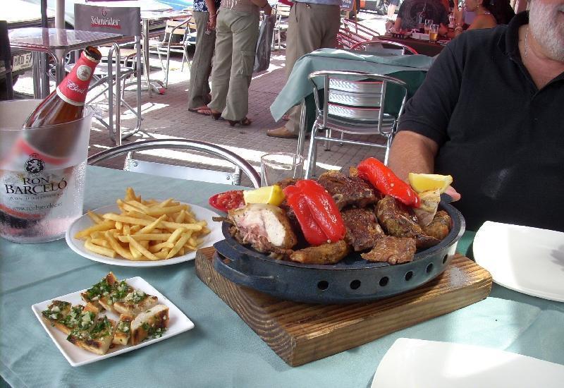 Порции просто огромные!