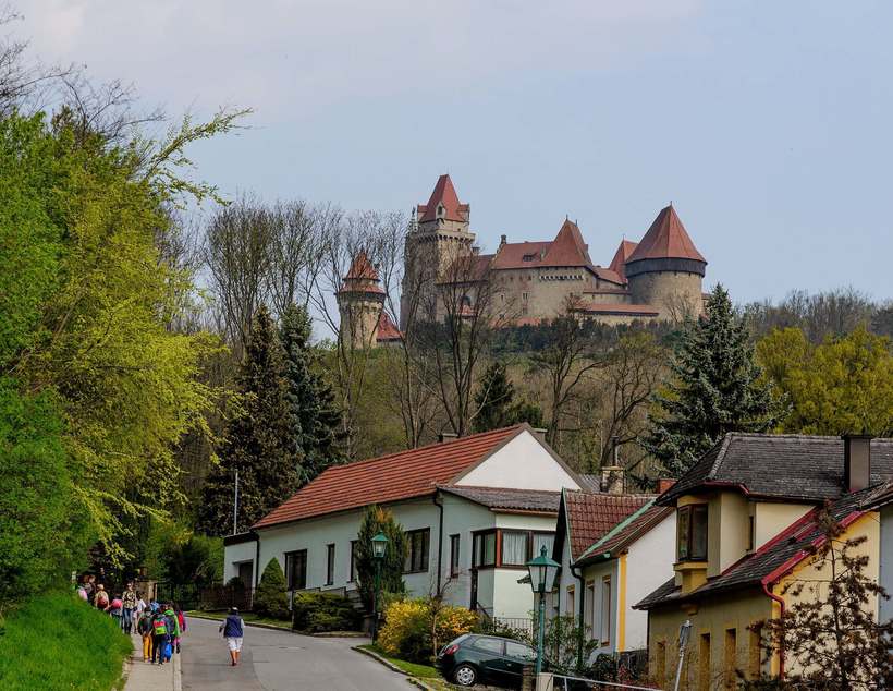 Замок Кройценштайн, Вена