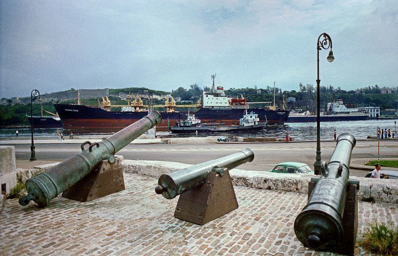 Блог - Редкие цветные фото о жизни на Кубе в 1981 году Редкие цветные фото о жизни на Кубе в 1981 году