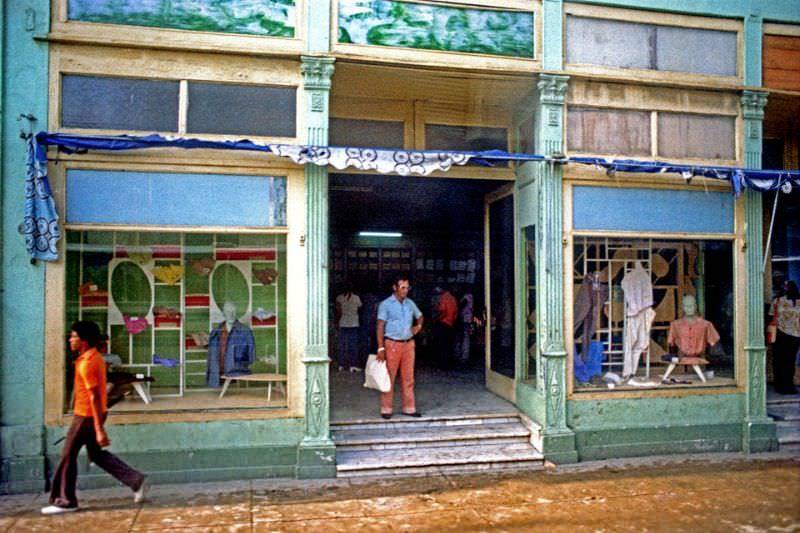 Блог - Редкие цветные фото о жизни на Кубе в 1981 году Редкие цветные фото о жизни на Кубе в 1981 году