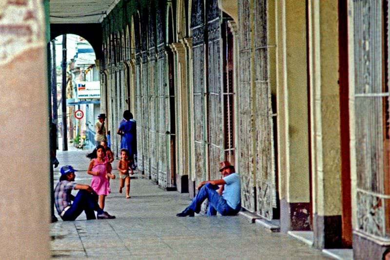 Блог - Редкие цветные фото о жизни на Кубе в 1981 году Редкие цветные фото о жизни на Кубе в 1981 году