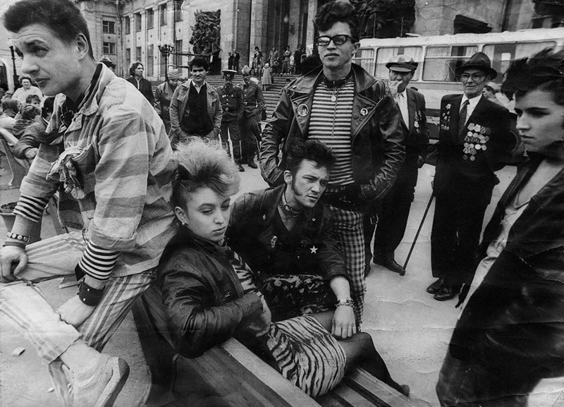 Блог - 18 эпатажных фотографий о том, как выглядели панки в СССР 18 эпатажных фотографий о том, как выглядели панки в СССР