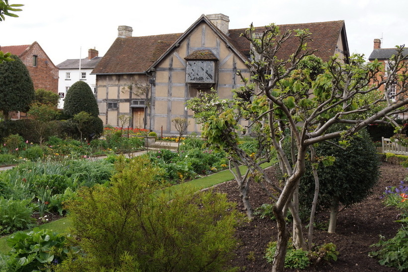 Как бы дом-музей как бы Шекспира