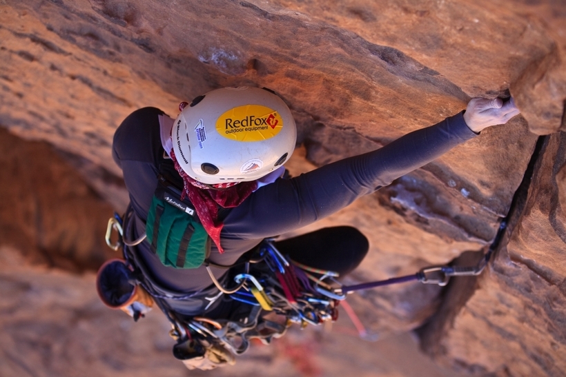 Скалолазание в пустыне Вади-Рам