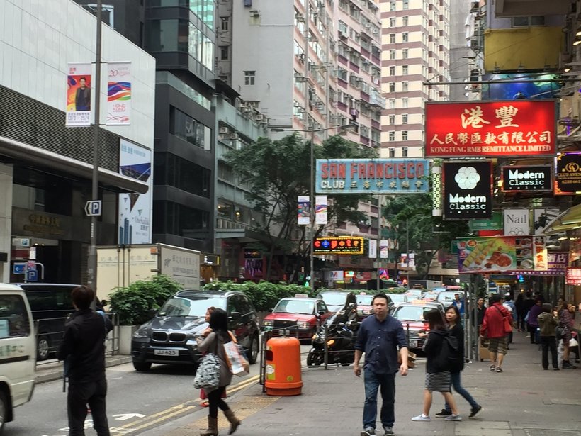 Самый колоритный район Гонконга - Wan Chai, апрель 2018