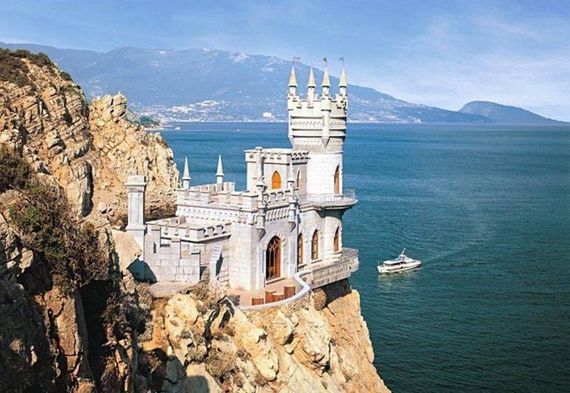 Ласточкино гнездо