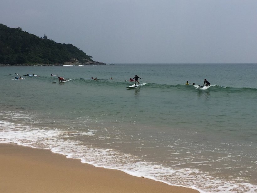 На пляже Ri Yue Bay в феврале, Хайнань