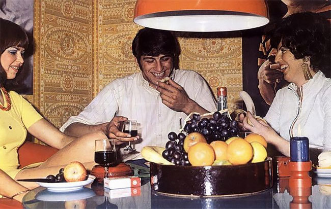 Блог - Диско-час: крутые фото о том, как проходили вечеринки в 1970-е Диско-час: крутые фото о том, как проходили вечеринки в 1970-е