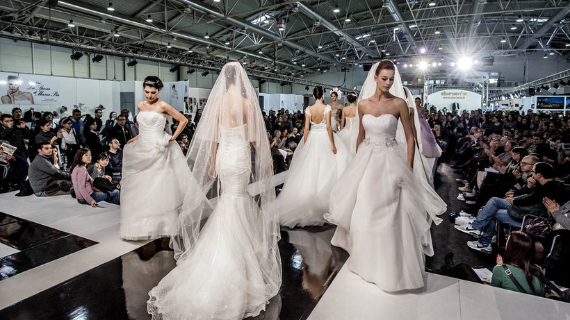 Выставка свадебных платьев 