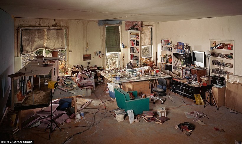 Как будет выглядеть конец света: 16 миниатюр про постапокалипсис от американки