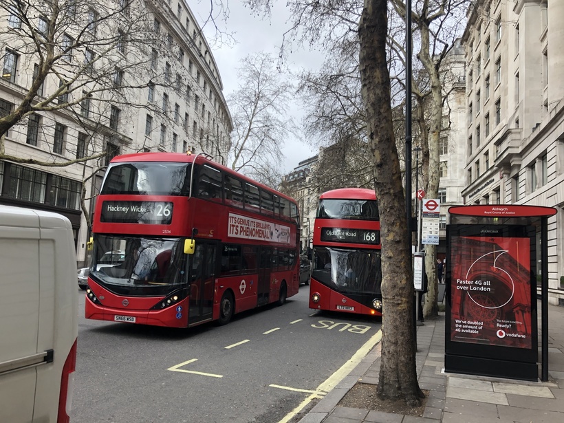 Немножко красивых автобусов из Лондона