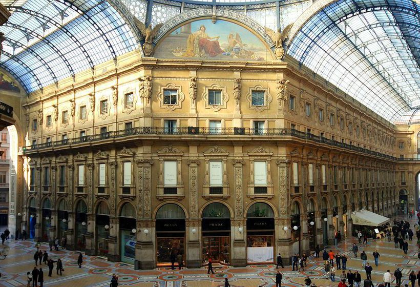 Семизвездочный Hotel Seven Stars Galleria в Милане Семизвездочный Hotel Seven Stars Galleria в Милане