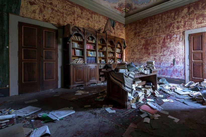 Призраки Италии: 20 пугающих фото заброшенных мест