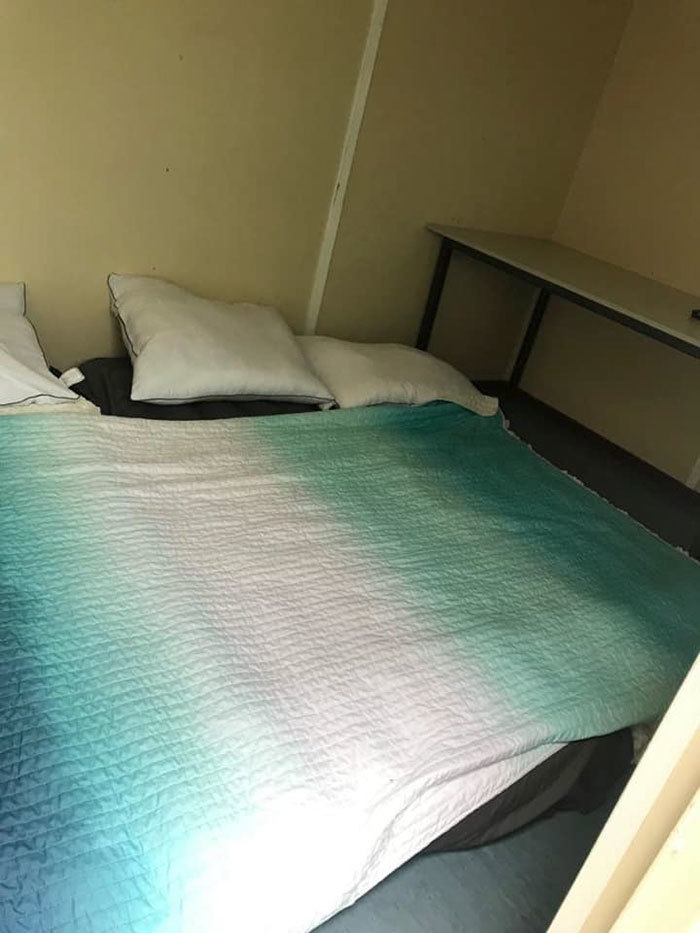 Блог - Парень приехал в Амстердам и обнаружил, что забронировал на Airbnb контейнер Парень приехал в Амстердам и обнаружил, что забронировал на Airbnb контейнер