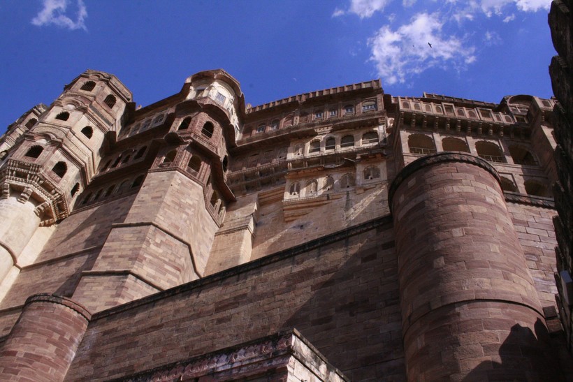 стены крепости