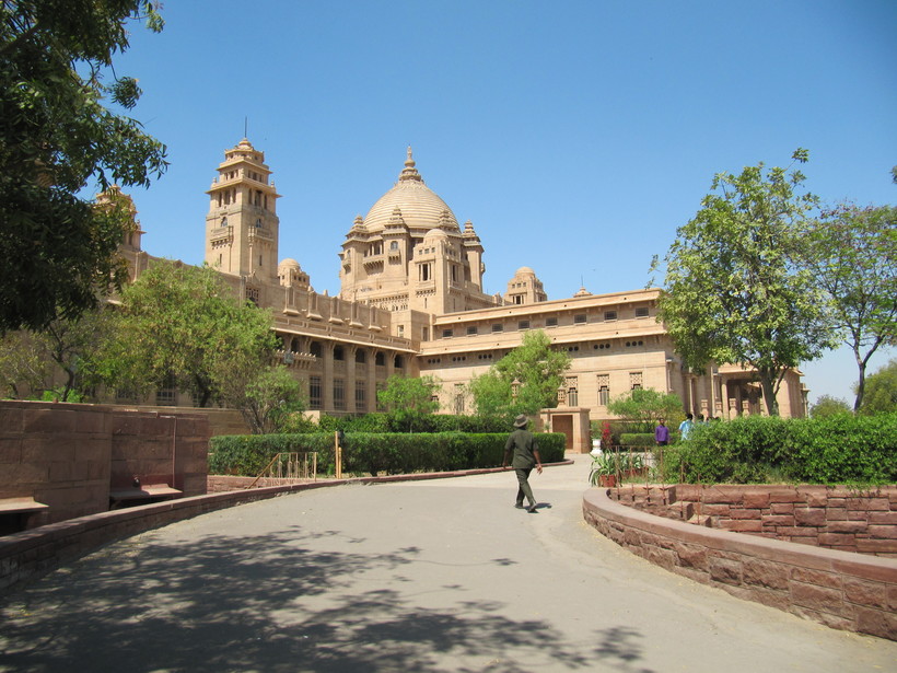 резиденция Умайд бхаван