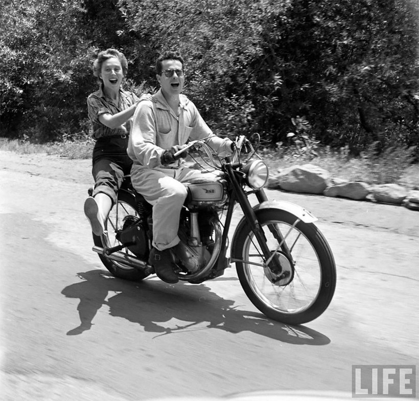 Блог - Дерзкие снимки женщин-мотоциклисток 1949 года, ставших героинями выпуска LIFE Дерзкие снимки женщин-мотоциклисток 1949 года, ставших героинями выпуска LIFE