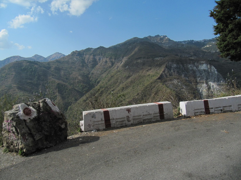 По пути из окна автобуса