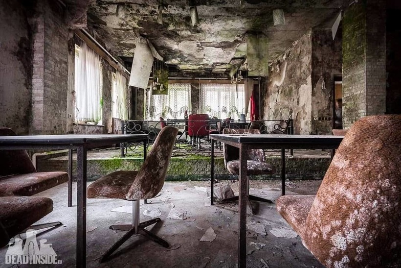 Блог - Польский фотограф путешествует по Европе, снимая красоту покинутых мест Польский фотограф путешествует по Европе, снимая красоту покинутых мест