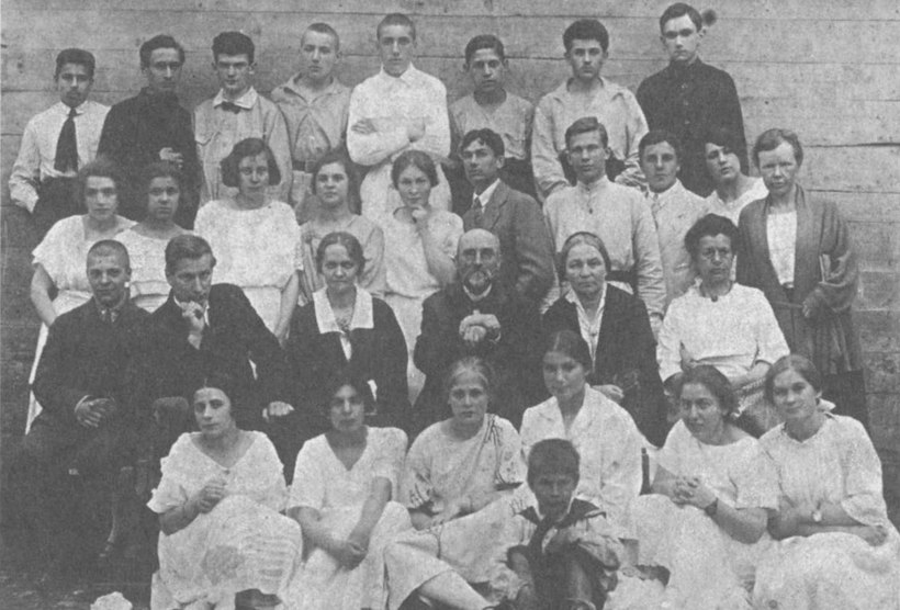 Блог - 18 любопытных фотографий о том, какими были выпускники в СССР 18 любопытных фотографий о том, какими были выпускники в СССР