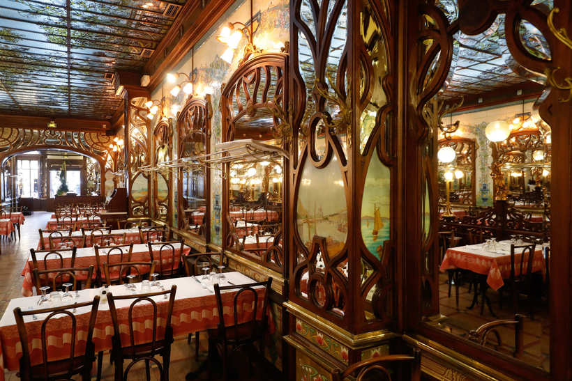Интерьер ресторана Bouillon Chartier Интерьер ресторана Bouillon Chartier