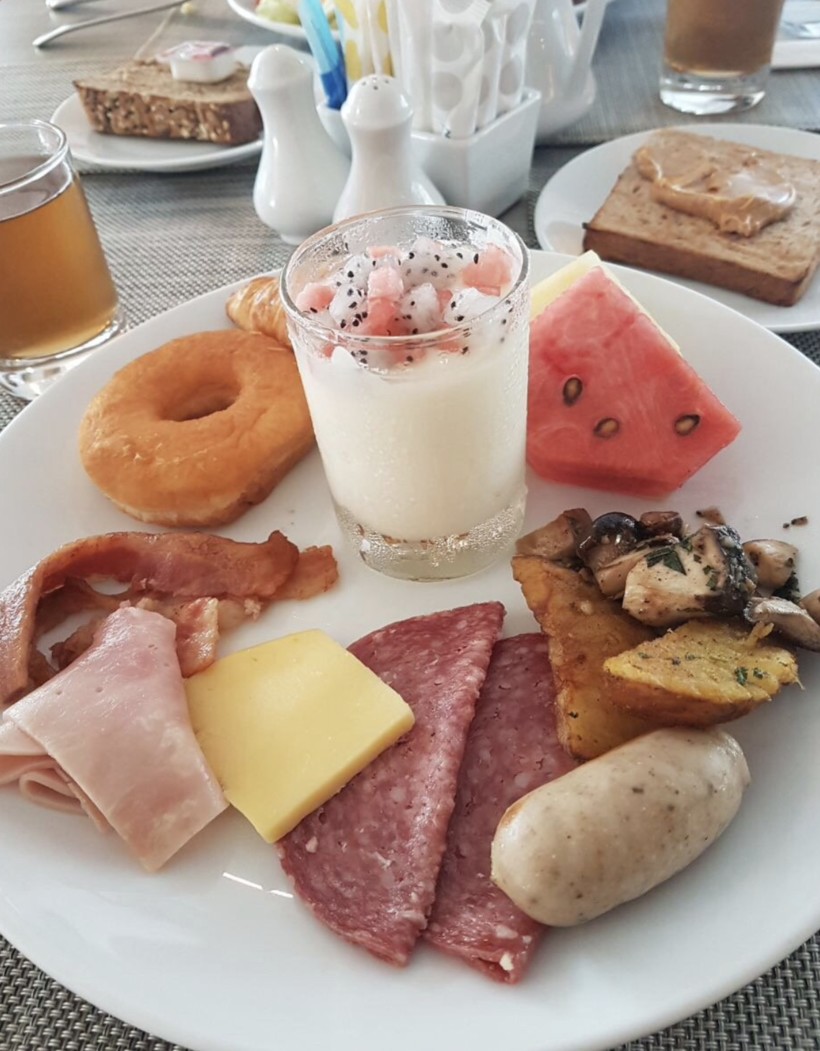 Завтрак в Novotel Phuket