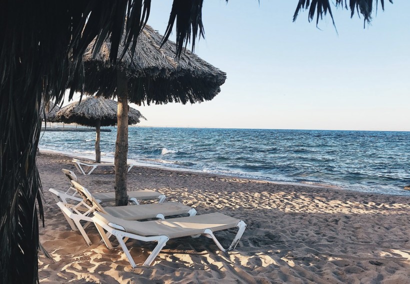 Пляж Aladdin Beach Resort