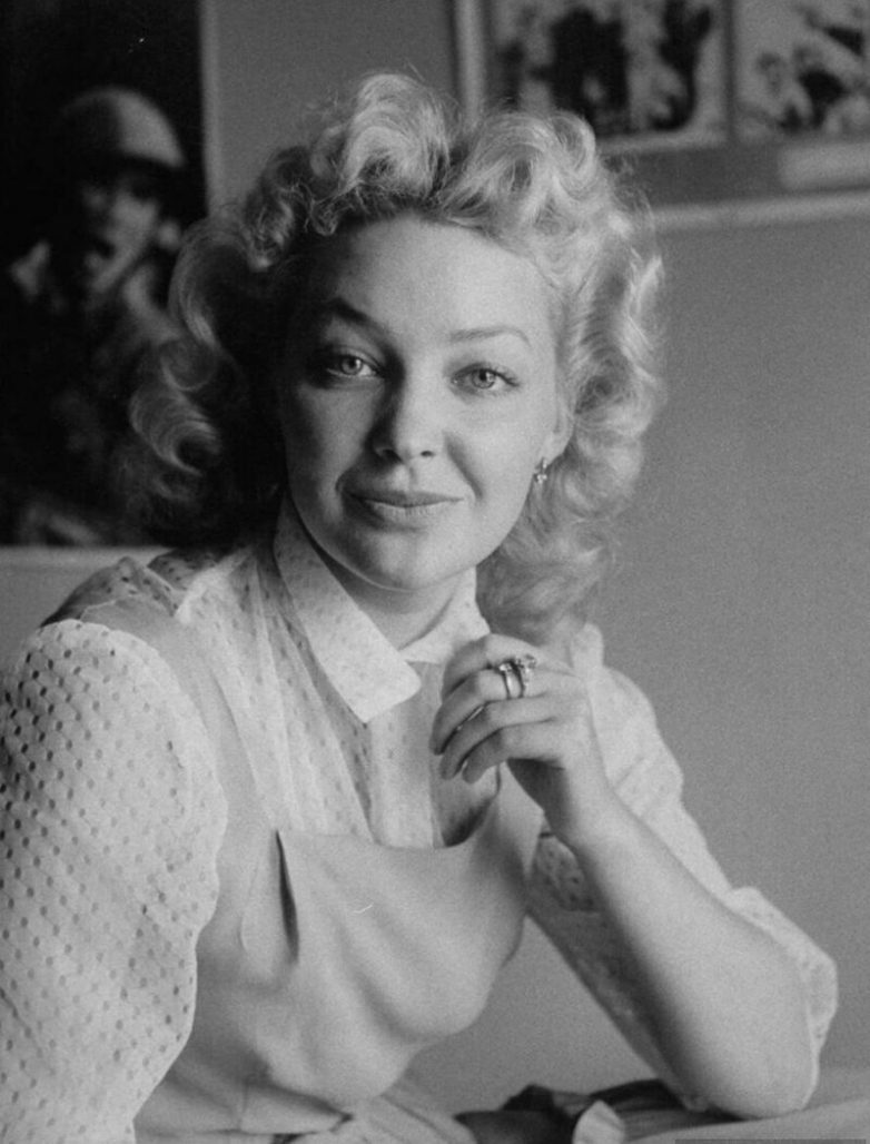Блог - Советские девушки глазами американского фотографа из журнала LIFE Советские девушки глазами американского фотографа из журнала LIFE