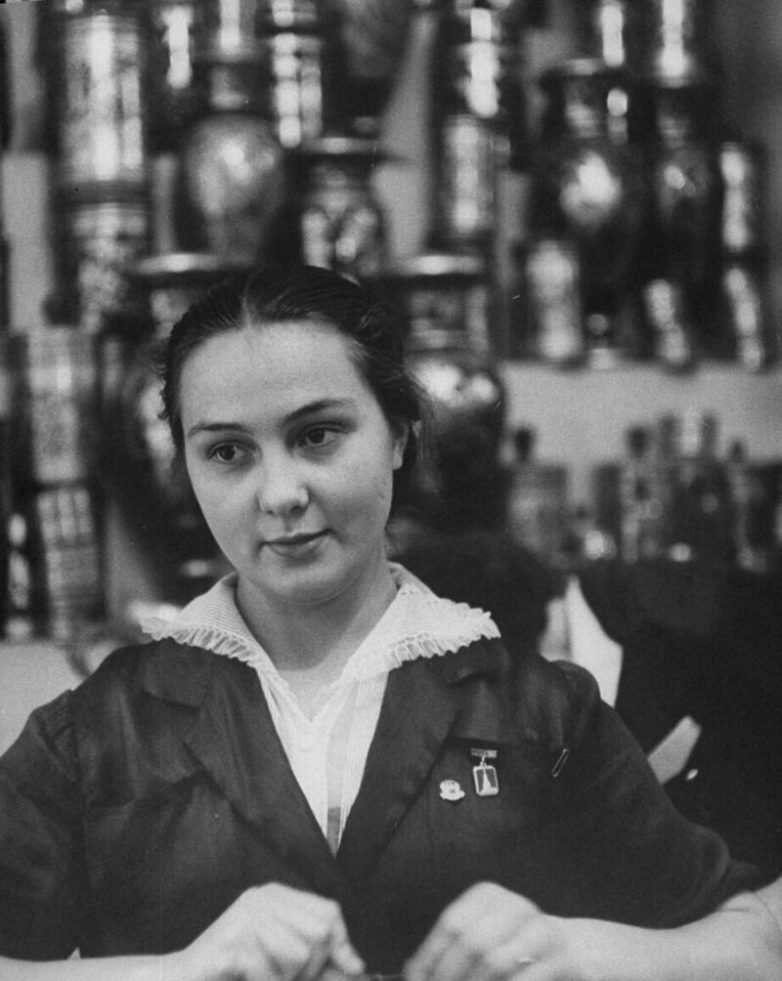 Блог - Советские девушки глазами американского фотографа из журнала LIFE Советские девушки глазами американского фотографа из журнала LIFE