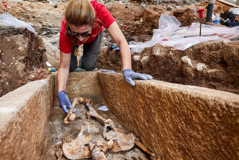 Найден саркофаг эпохи Меровингов: новый взгляд на историю Франции