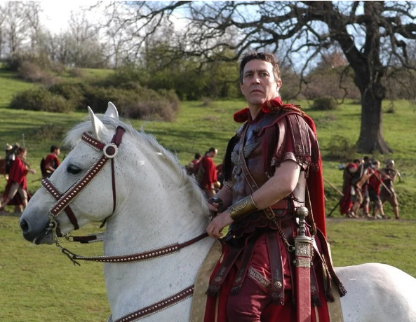 Гай Юлий Цезарь. Кадр из сериала «Рим»