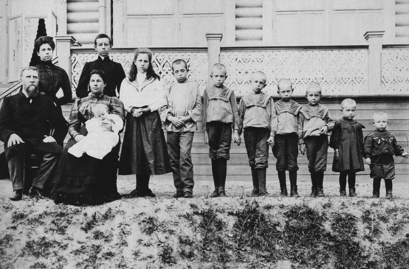 Семья купца Поленова. В 1918 году были расстреляны все Семья купца Поленова. В 1918 году были расстреляны все