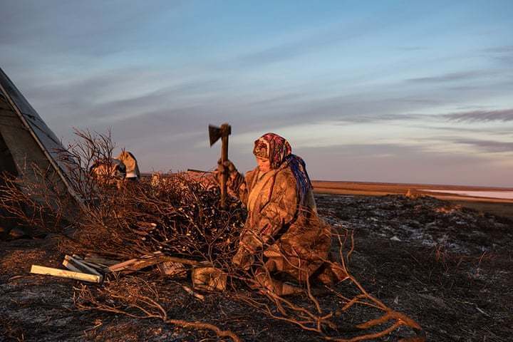 Блог - Мир льда и огня: фотограф отправилась на север России, чтобы увидеть жизнь ненцев Мир льда и огня: фотограф отправилась на север России, чтобы увидеть жизнь ненцев