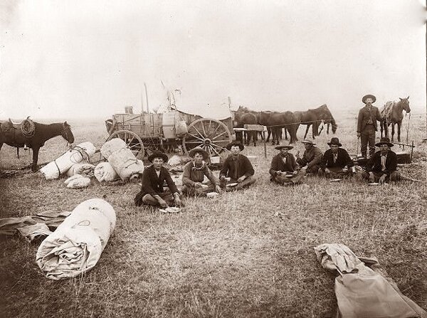 Лагерь возле ранчо. 1902 год Лагерь возле ранчо. 1902 год